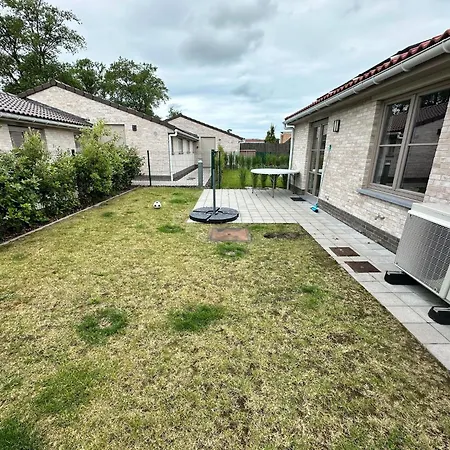 In With Garden Holiday home *